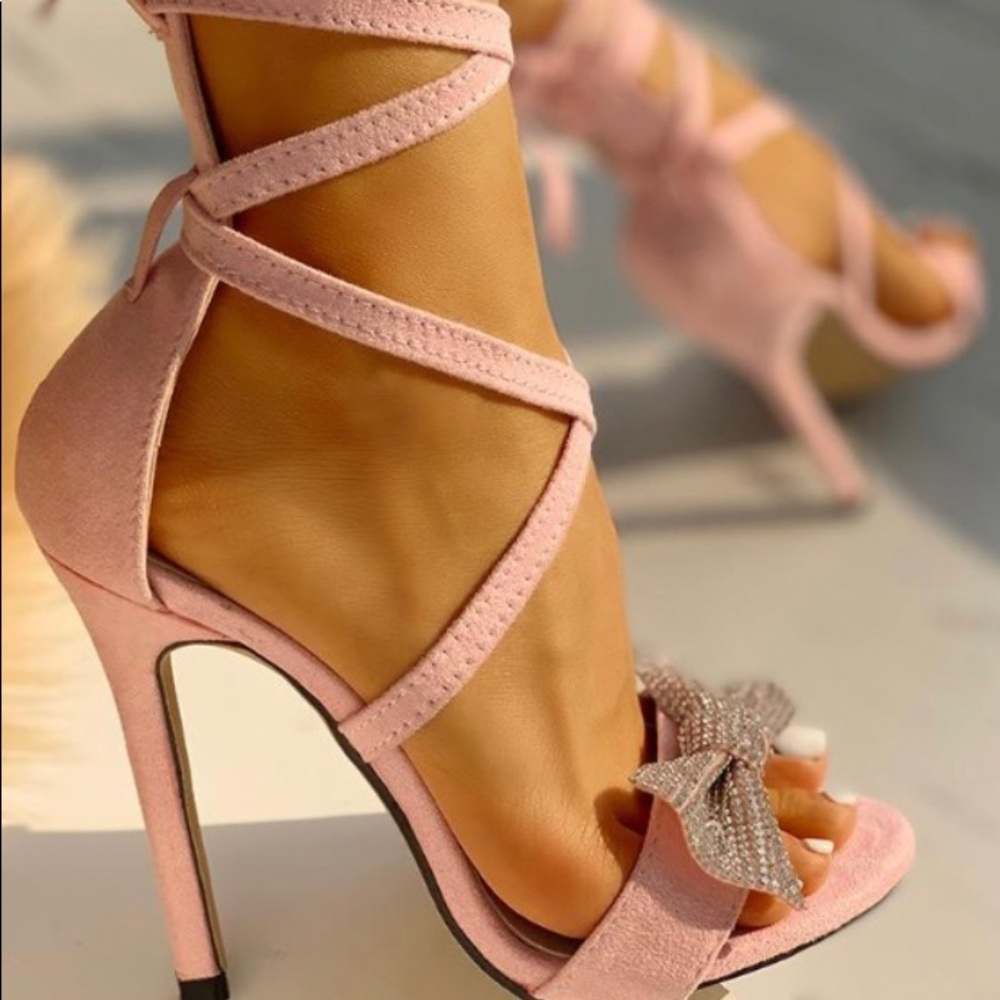 NWT, Glitter Bow Crisscross Thin Heeled Sandals